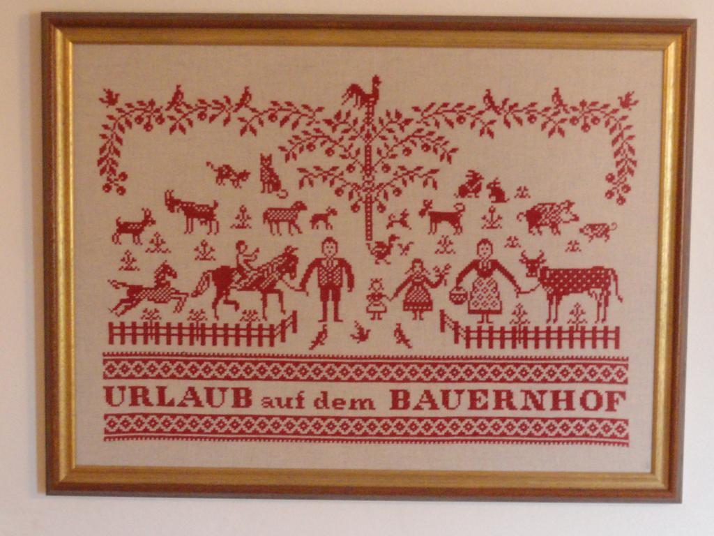Baby- Und Kinderhof Aicherbauer Seeham Eksteriør bilde